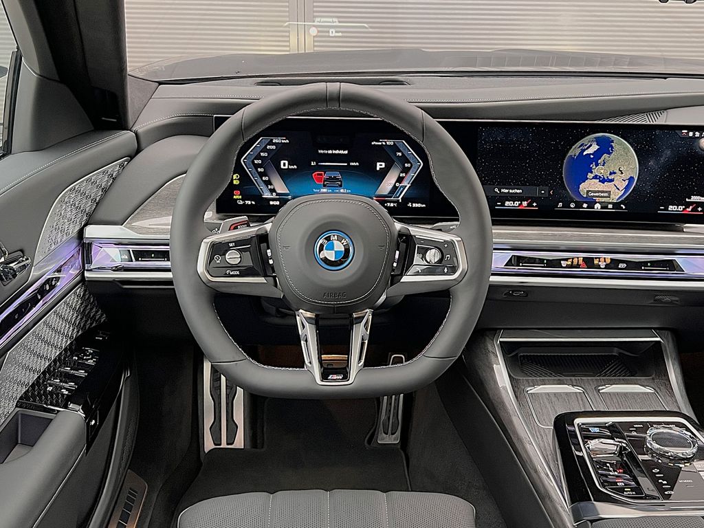 BMW i7 2024