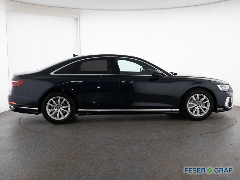 Audi A8 2023