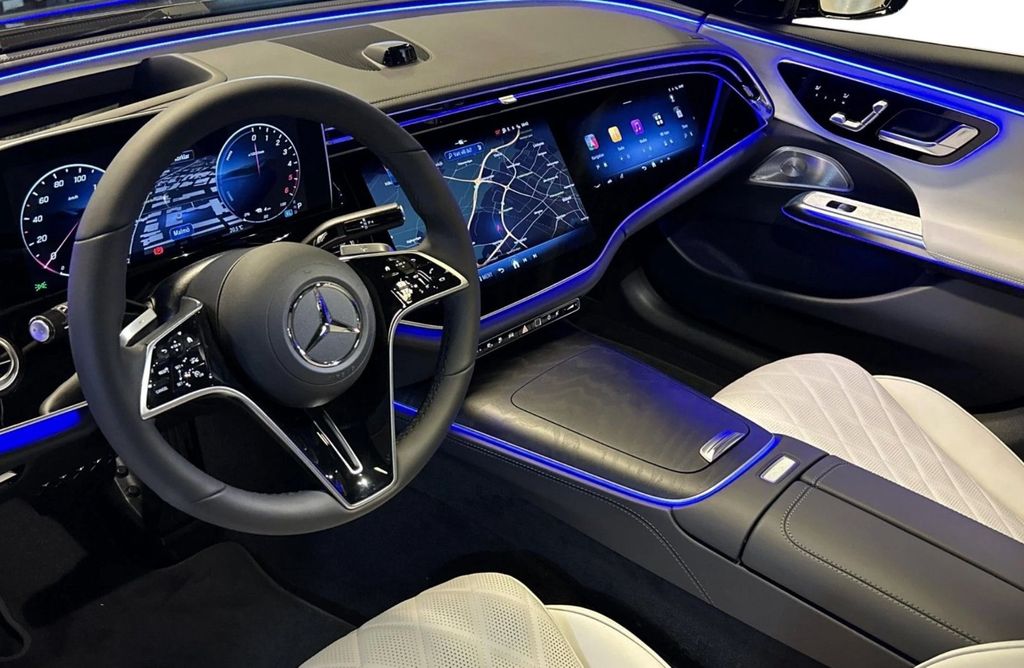 Mercedes-Benz E 300 2025