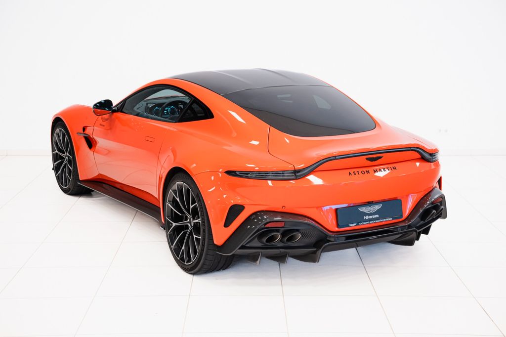 Aston Martin V8 Vantage 2024