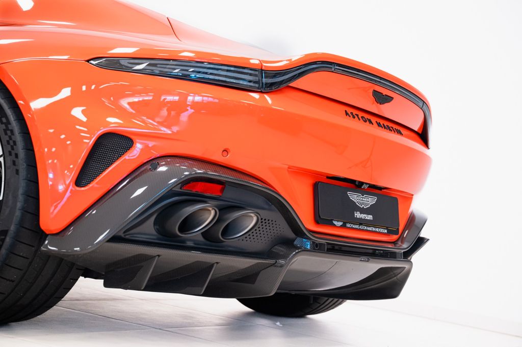 Aston Martin V8 Vantage 2024