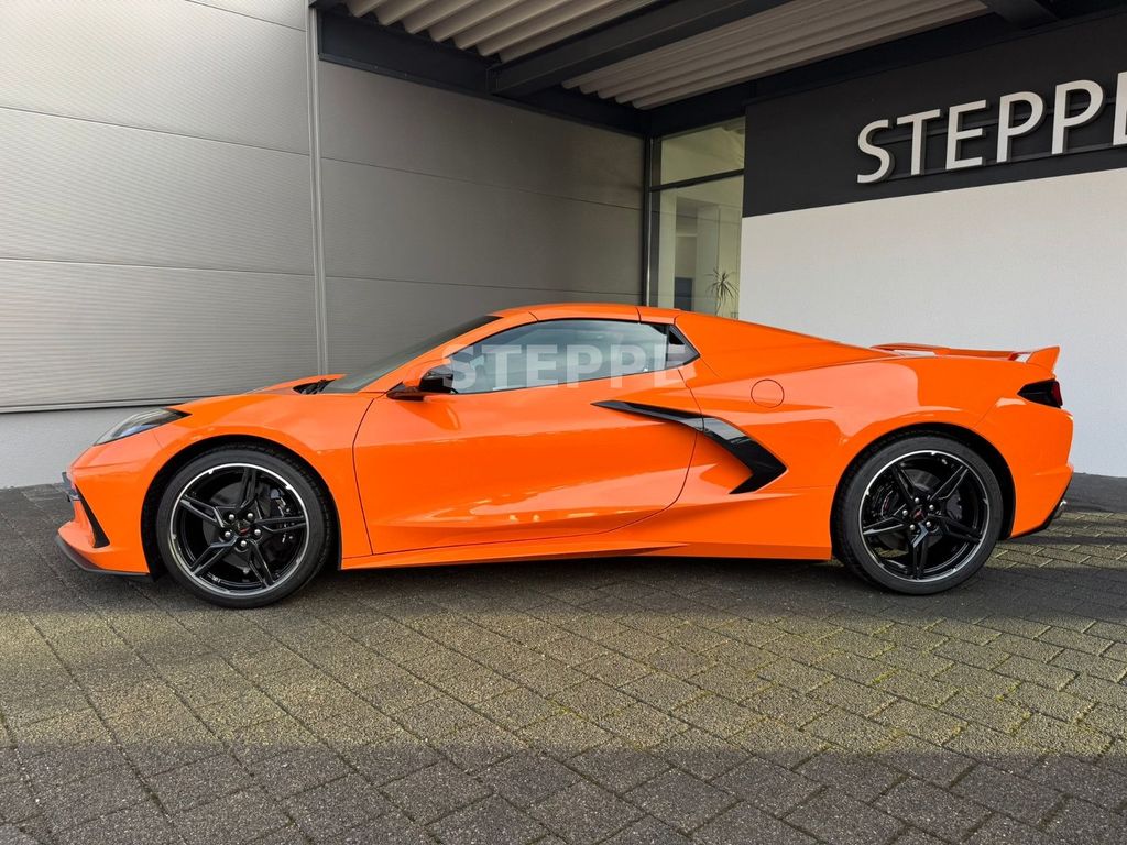 Corvette C8 2025