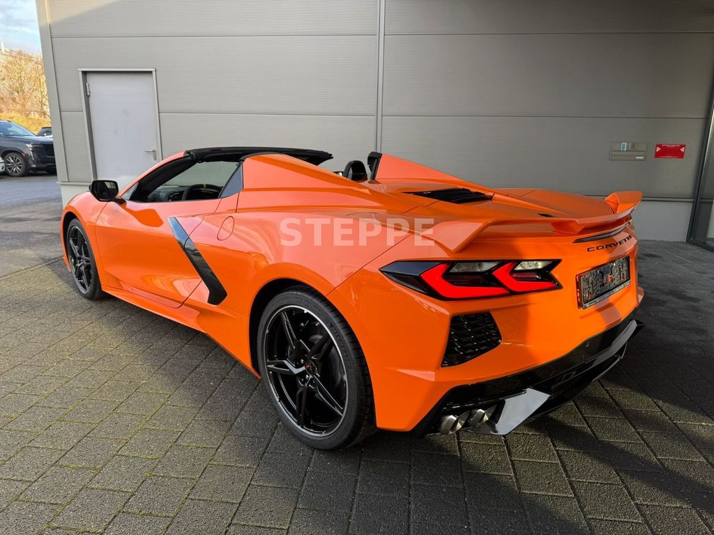 Corvette C8 2025