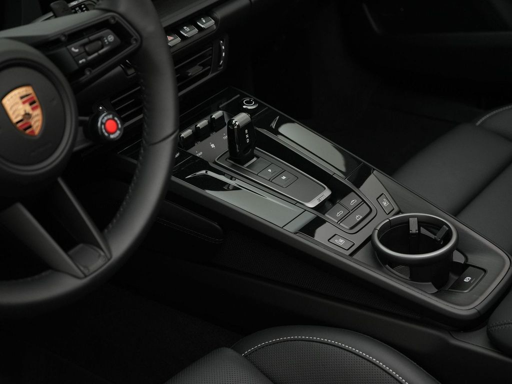 Porsche 992 2025