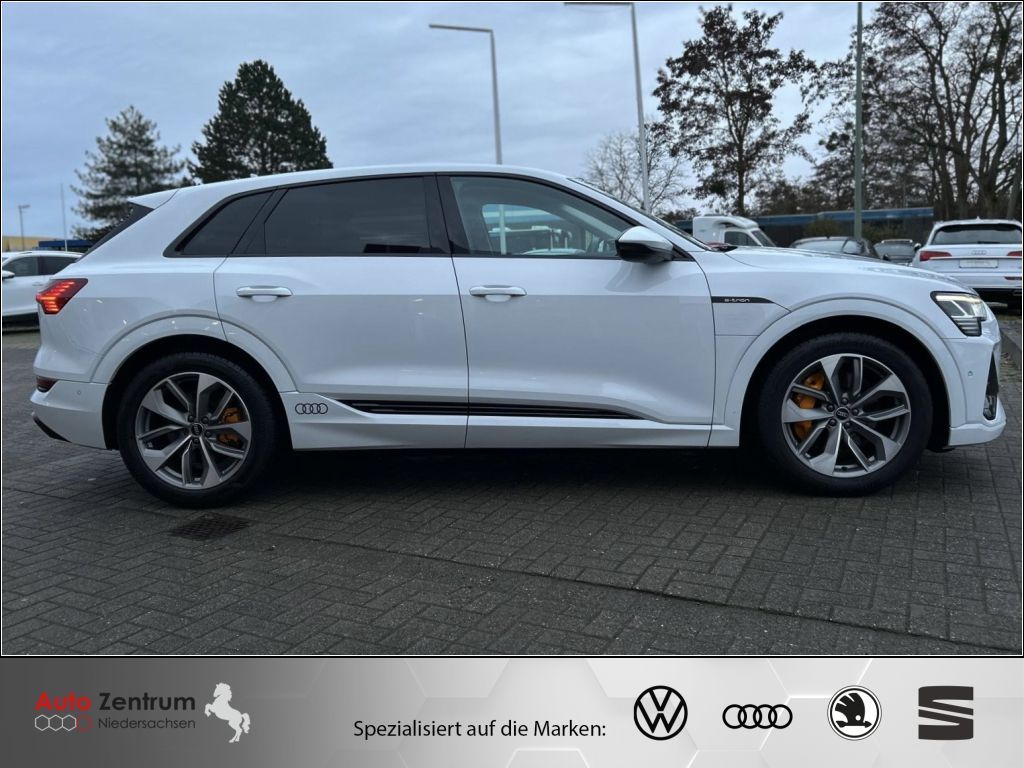 Audi e-tron 2022