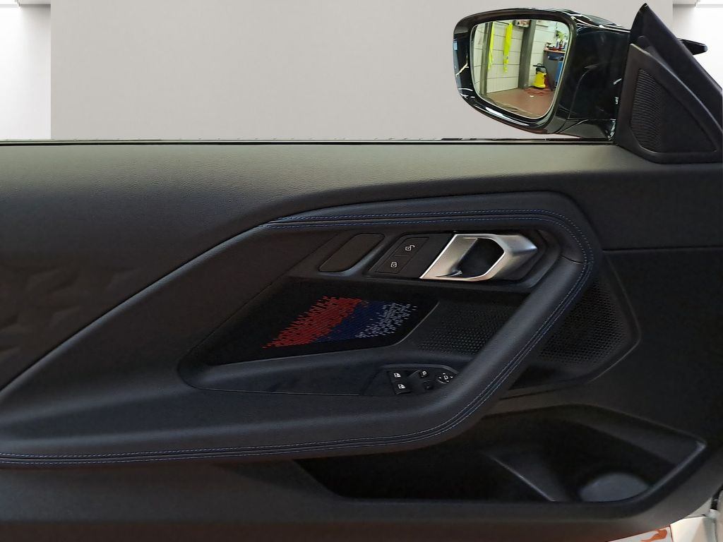BMW M240i 2025