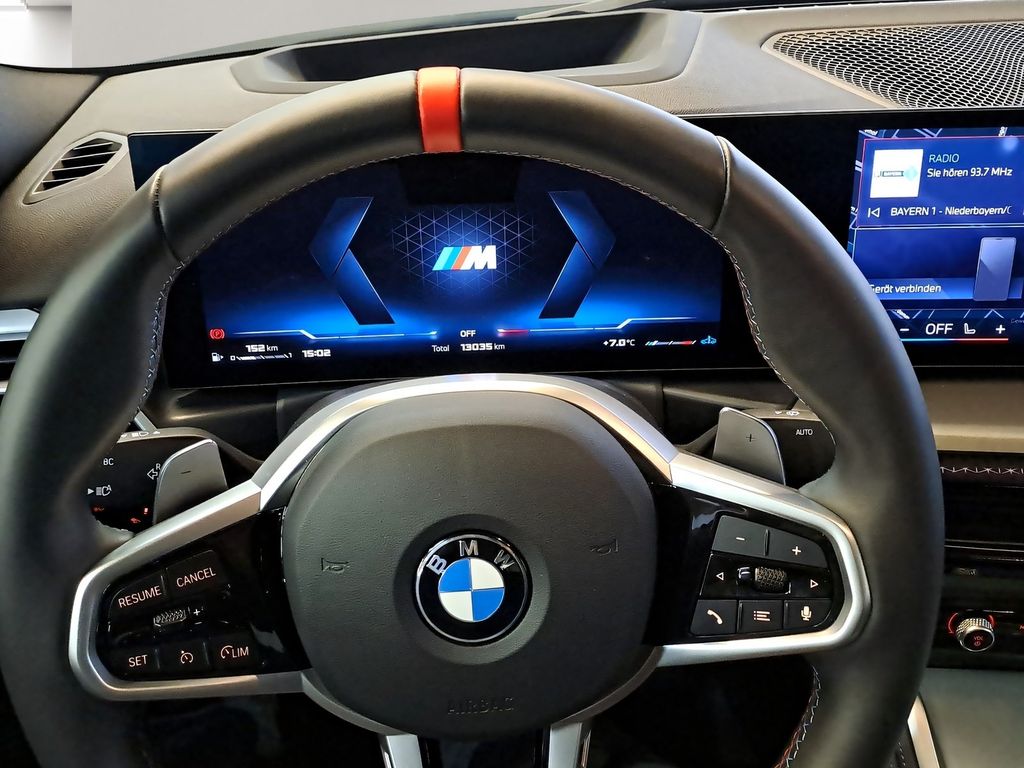 BMW M240i 2025