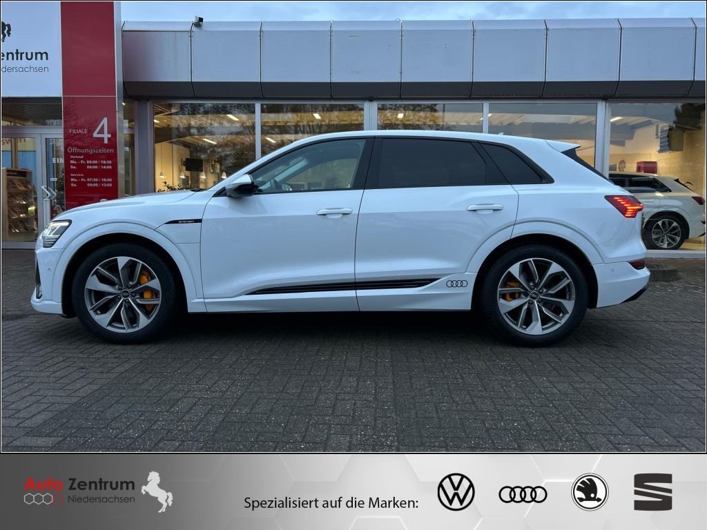 Audi e-tron 2022