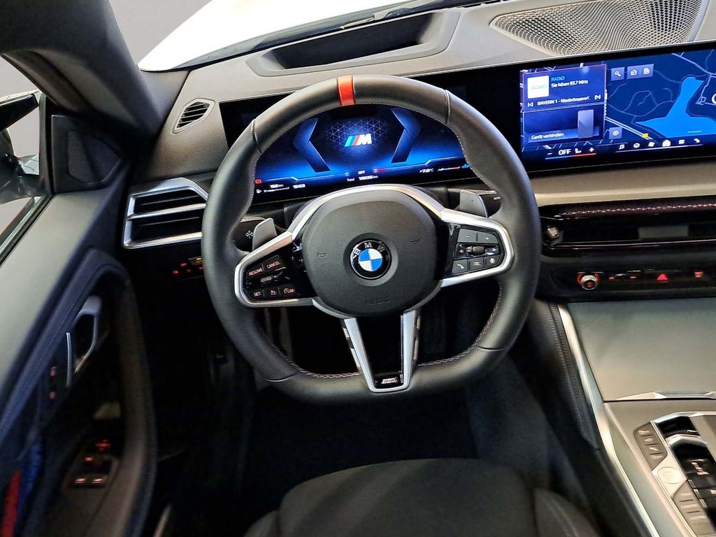 BMW M240i 2025