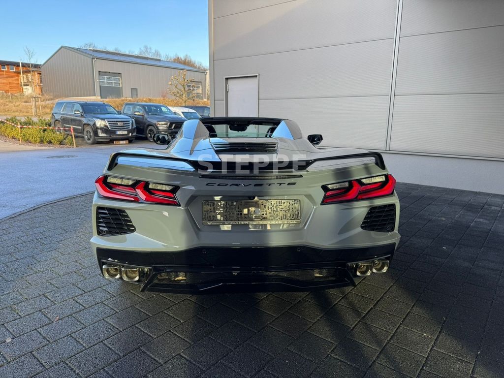 Corvette C8 2025