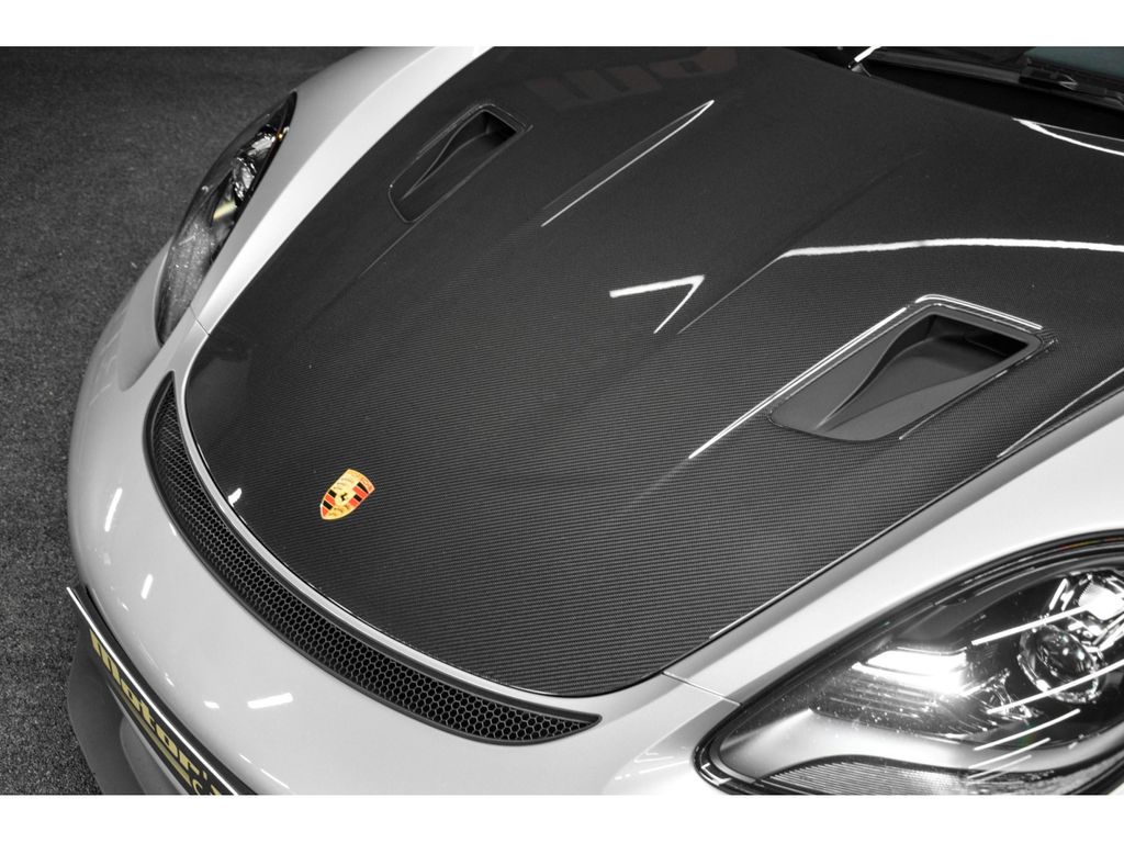 Porsche Cayman 2023