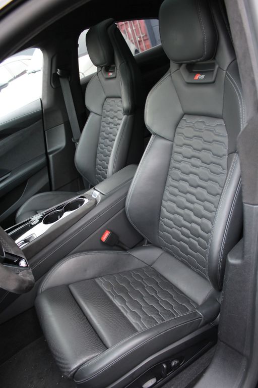 Audi RS e-tron GT 2021