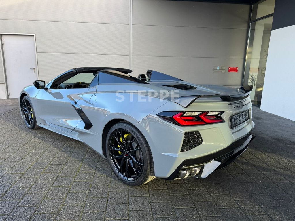 Corvette C8 2025