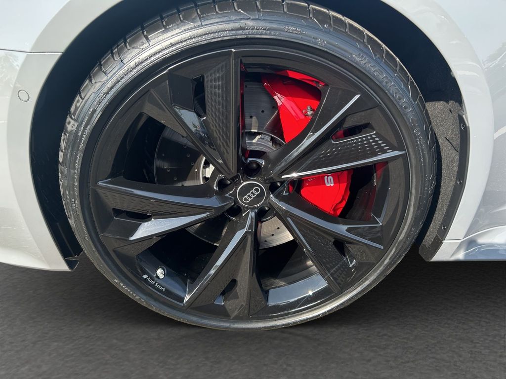 Audi RS6 2025