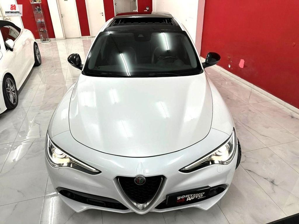 Alfa Romeo Stelvio 2021