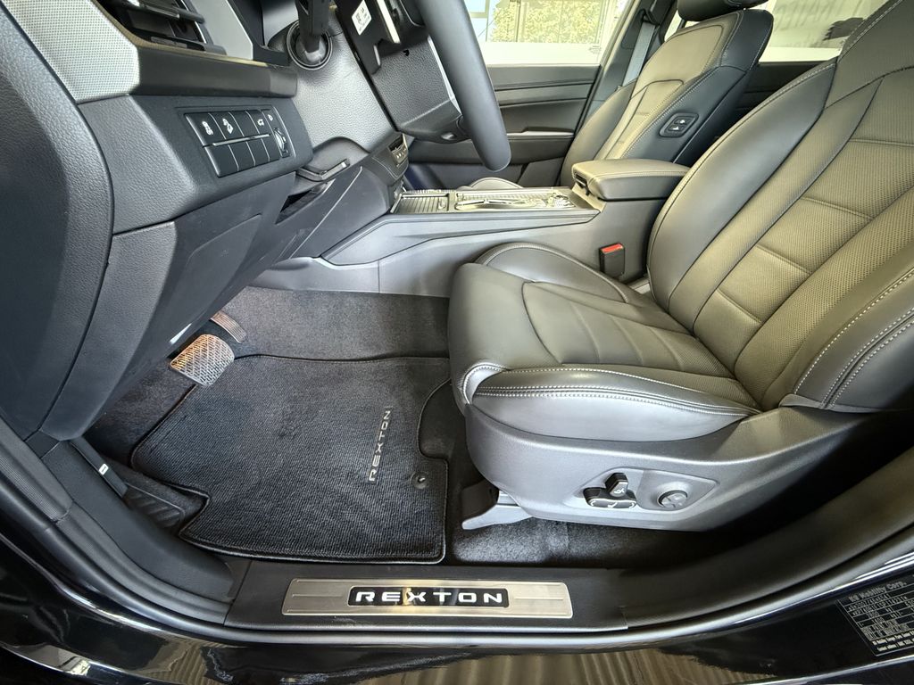 KGM Rexton 2025