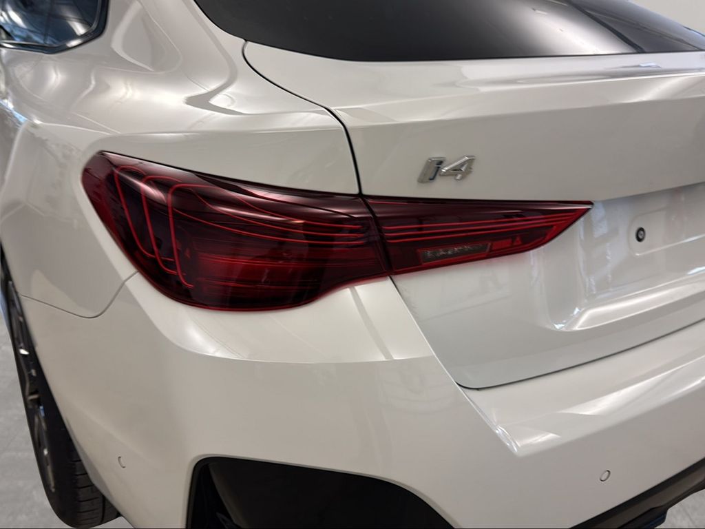 BMW i4 2024