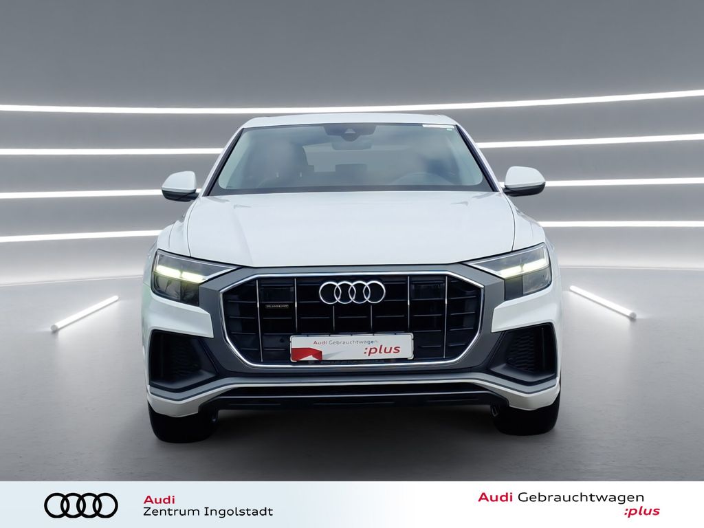 Audi Q8 2021