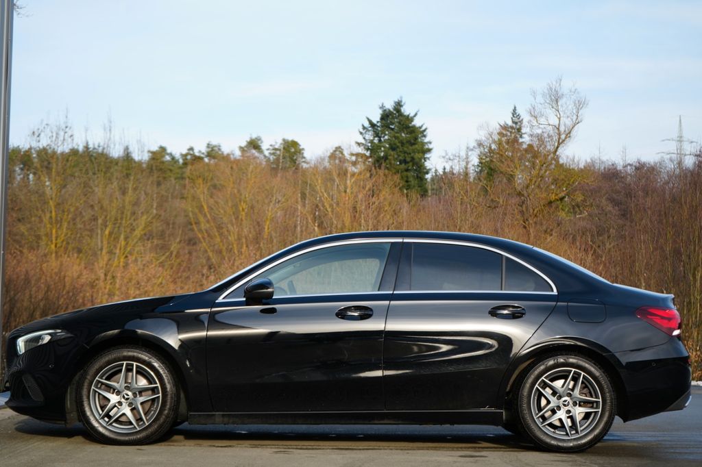 Mercedes-Benz A 200 2021