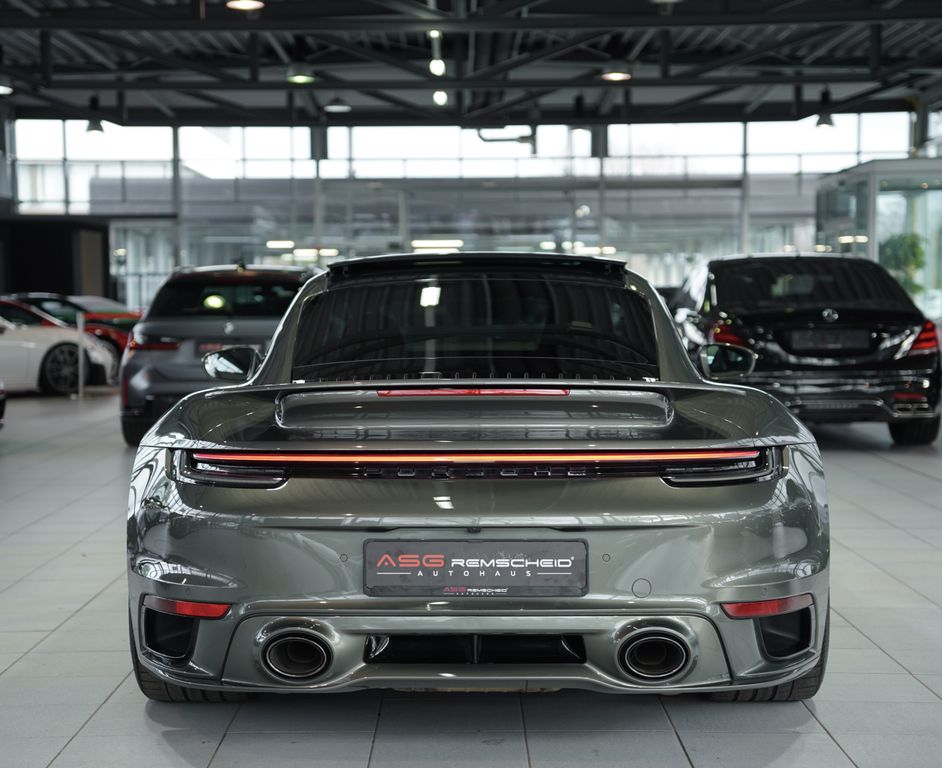Porsche 992 2021