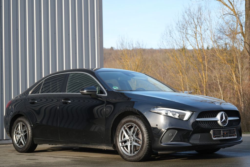 Mercedes-Benz A 200 2021