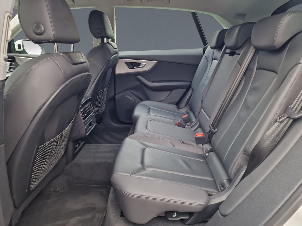 Audi Q8 2021
