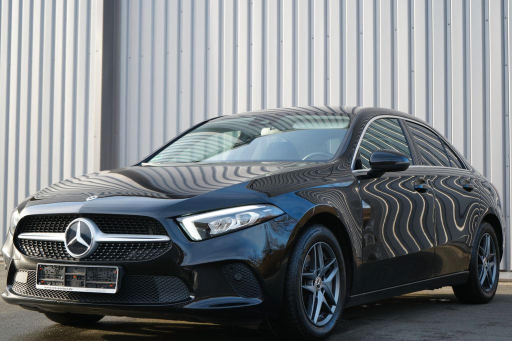 Mercedes-Benz A 200 2021