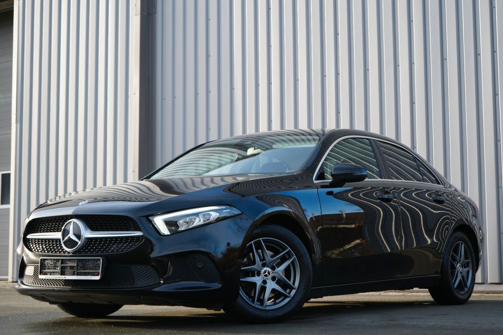 Mercedes-Benz A 200 2021
