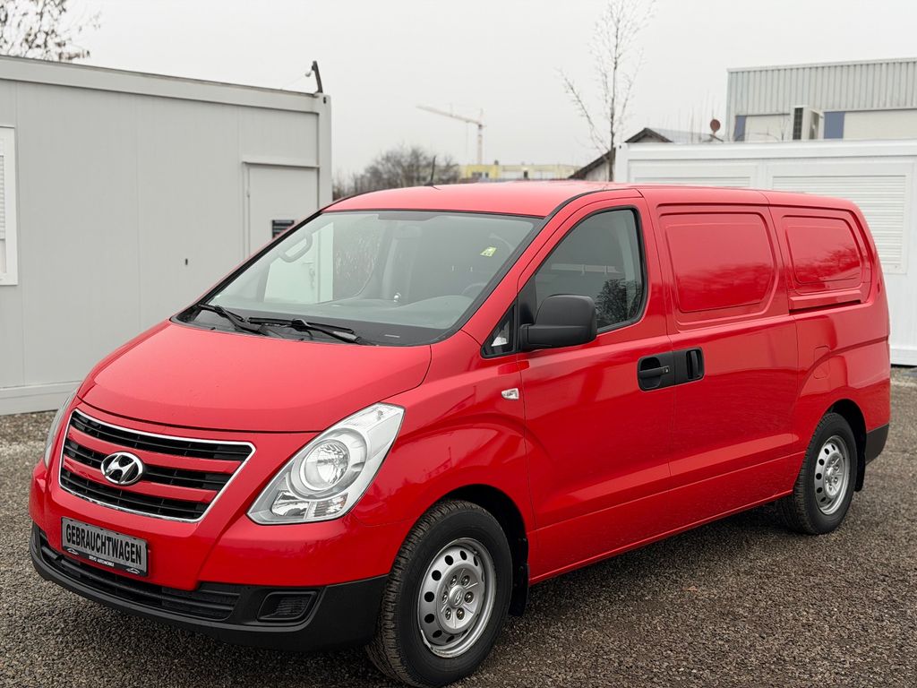 Hyundai H-1 2015
