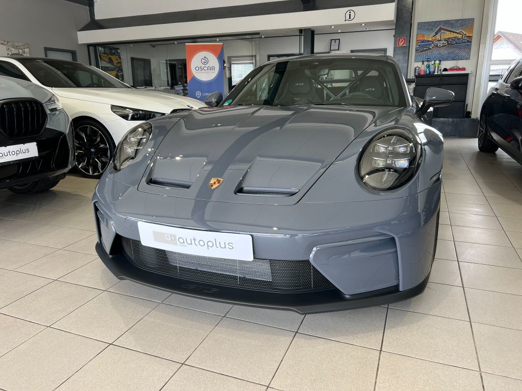 Porsche 992 2025