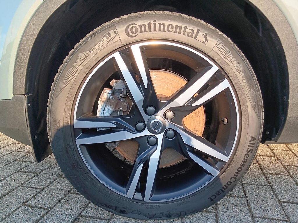 Volvo XC40 2021
