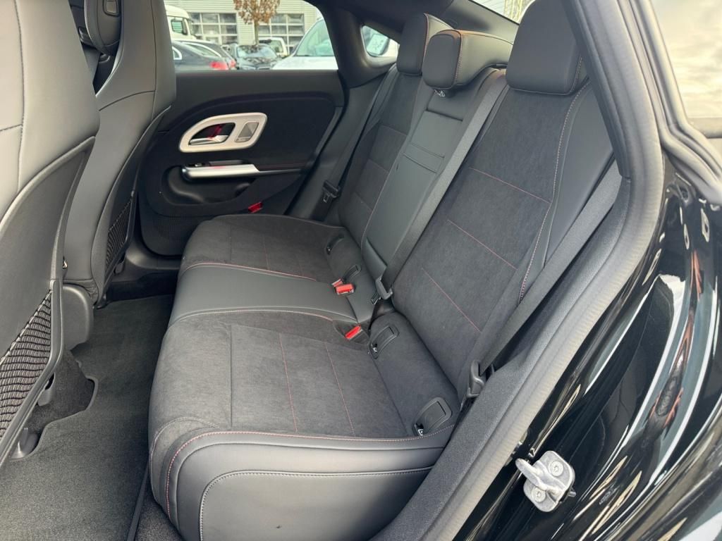 Mercedes-Benz CLA 250 2025