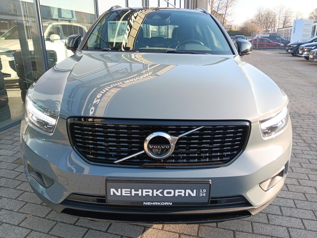 Volvo XC40 2021