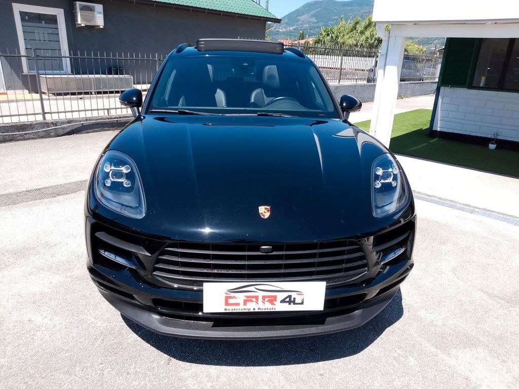 Porsche Macan 2021