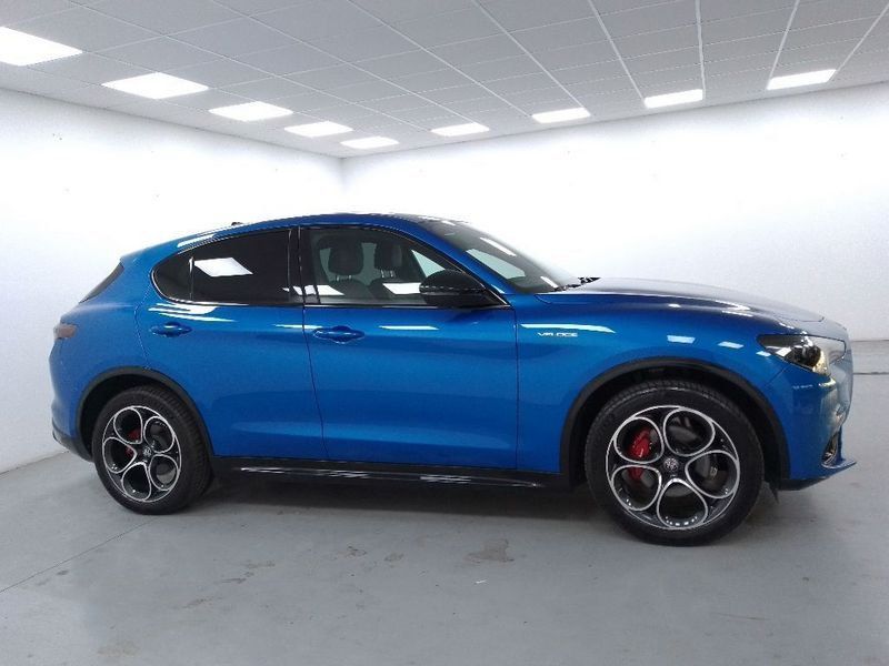Alfa Romeo Stelvio 2024