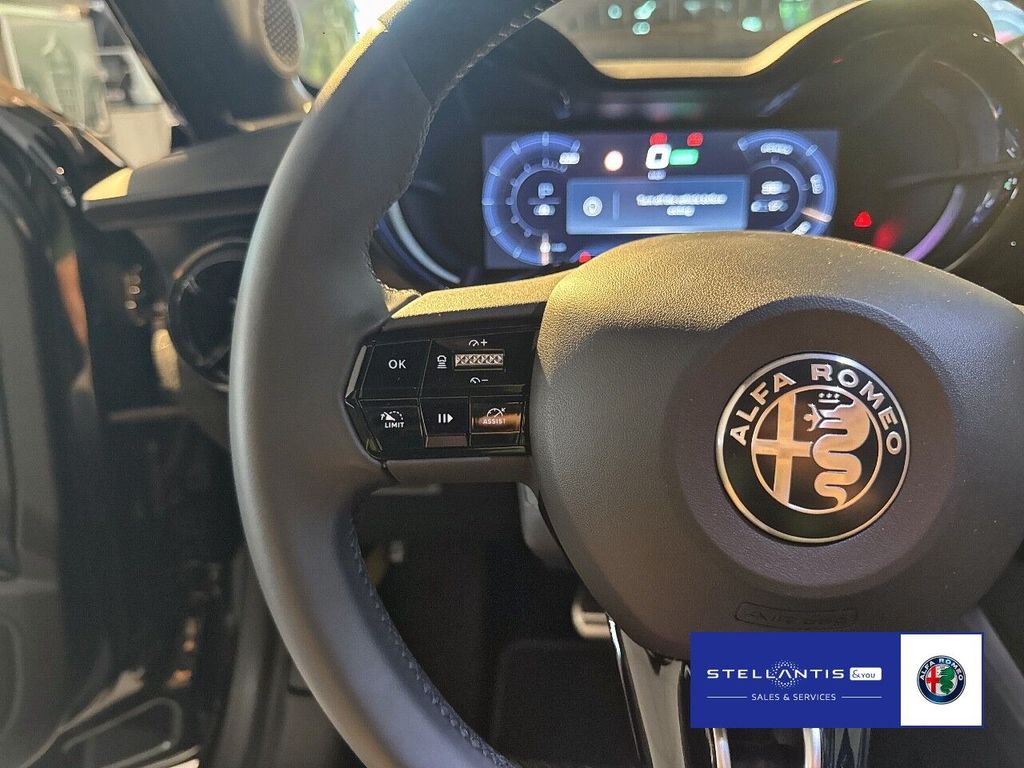 Alfa Romeo Junior 2025