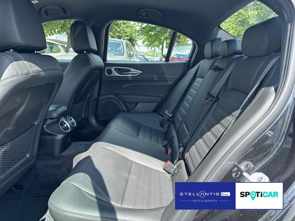 Alfa Romeo Giulia 2024