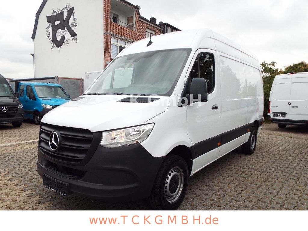 Mercedes-Benz Sprinter 2021