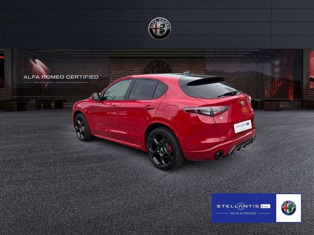 Alfa Romeo Stelvio 2025