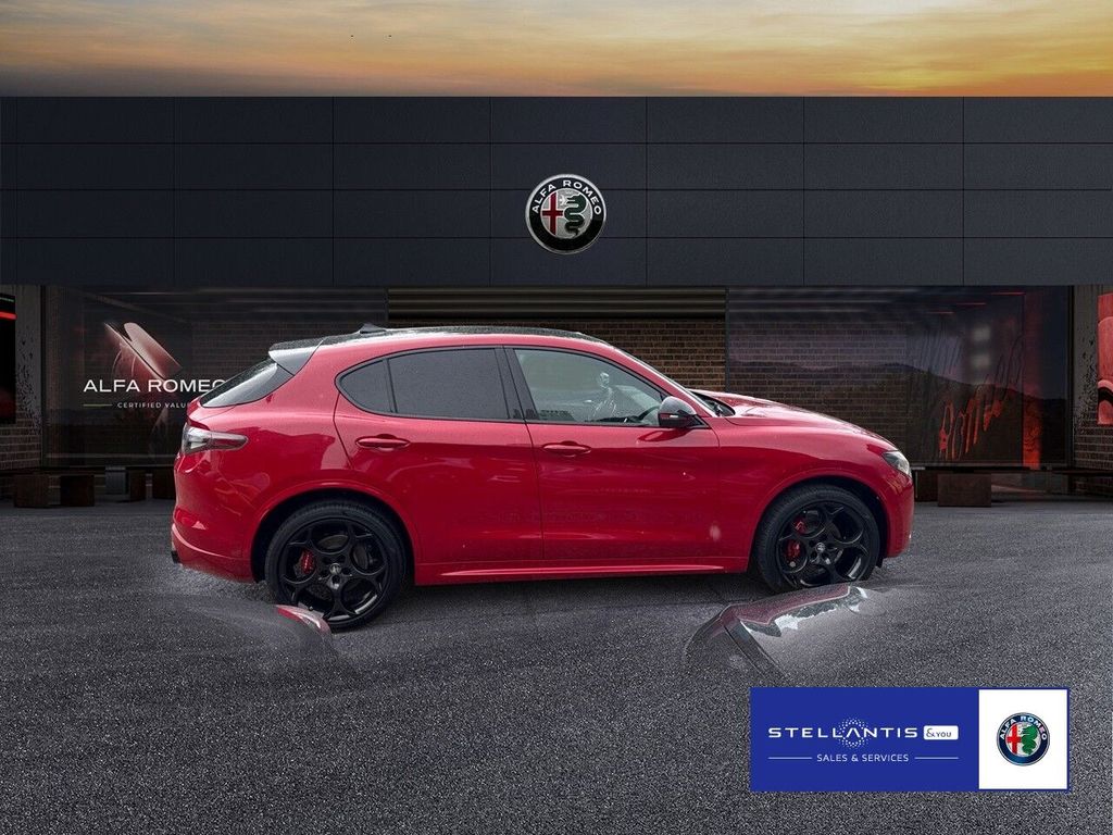 Alfa Romeo Stelvio 2025