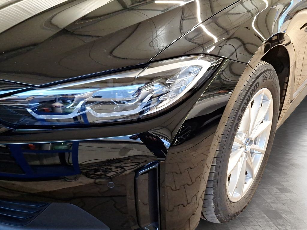 BMW i4 2023