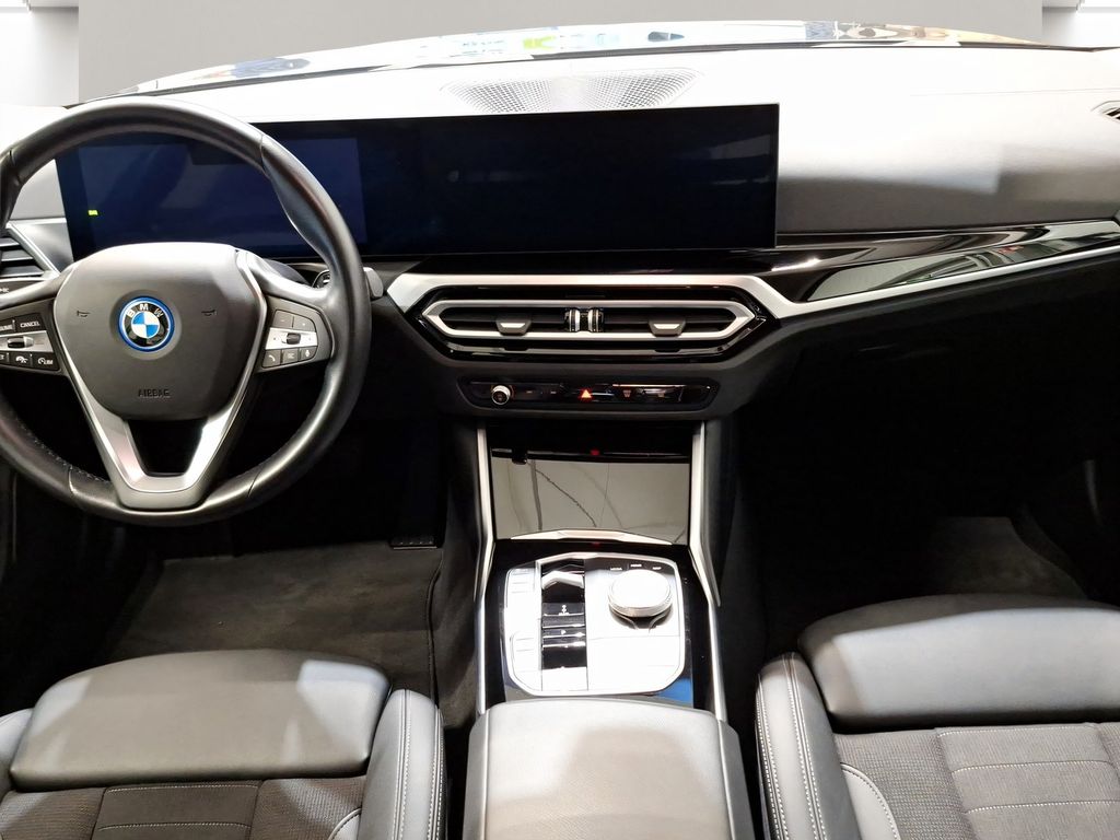 BMW i4 2023