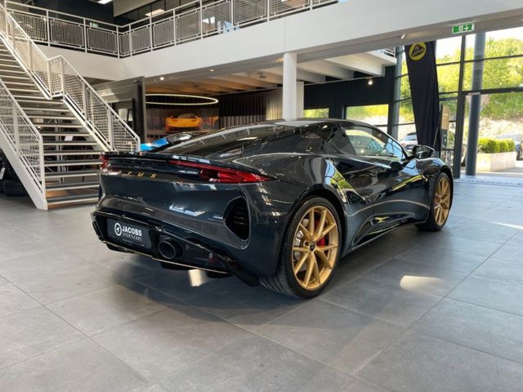 Lotus Emira