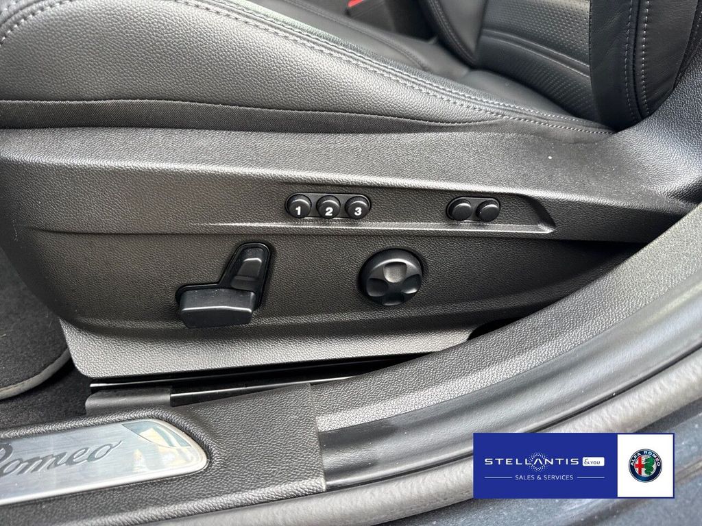 Alfa Romeo Giulia 2024