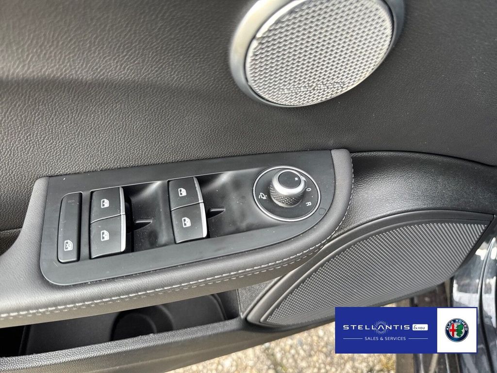 Alfa Romeo Giulia 2024