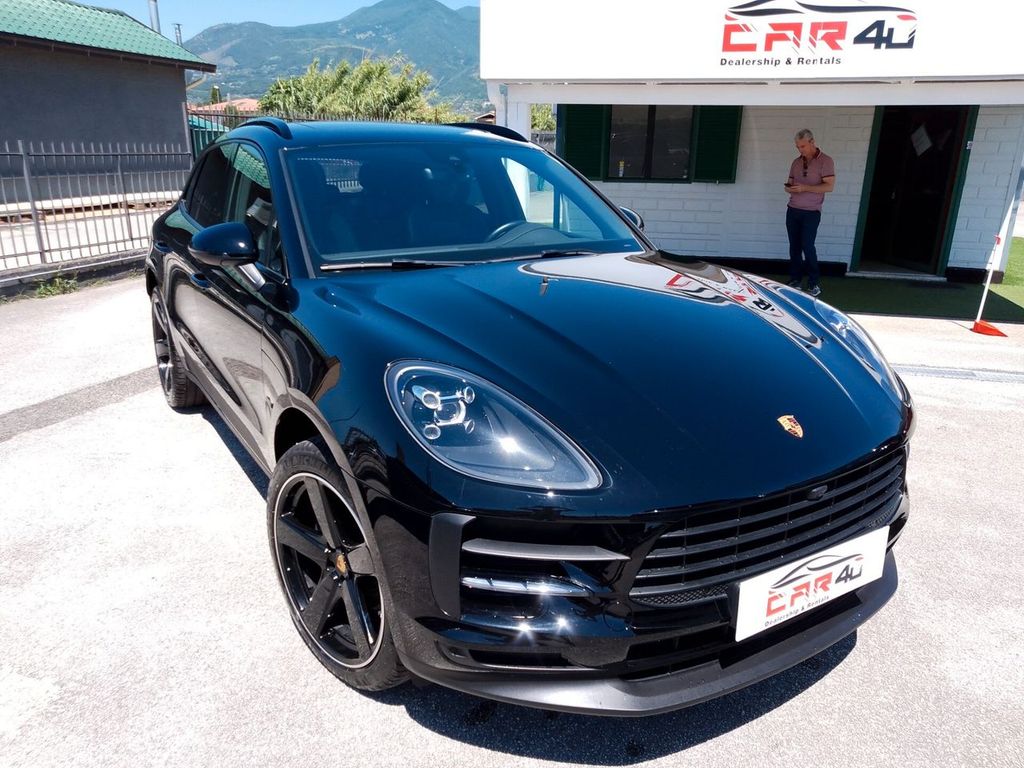 Porsche Macan 2021