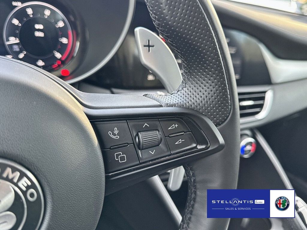 Alfa Romeo Giulia 2024