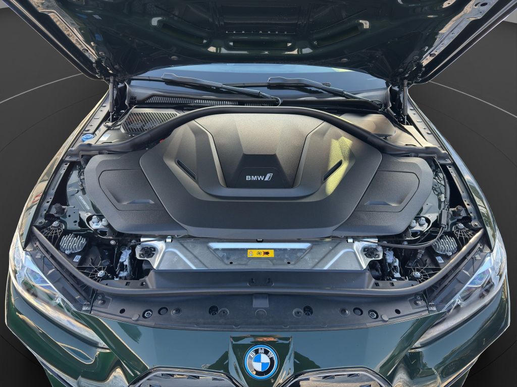 BMW i4 2023