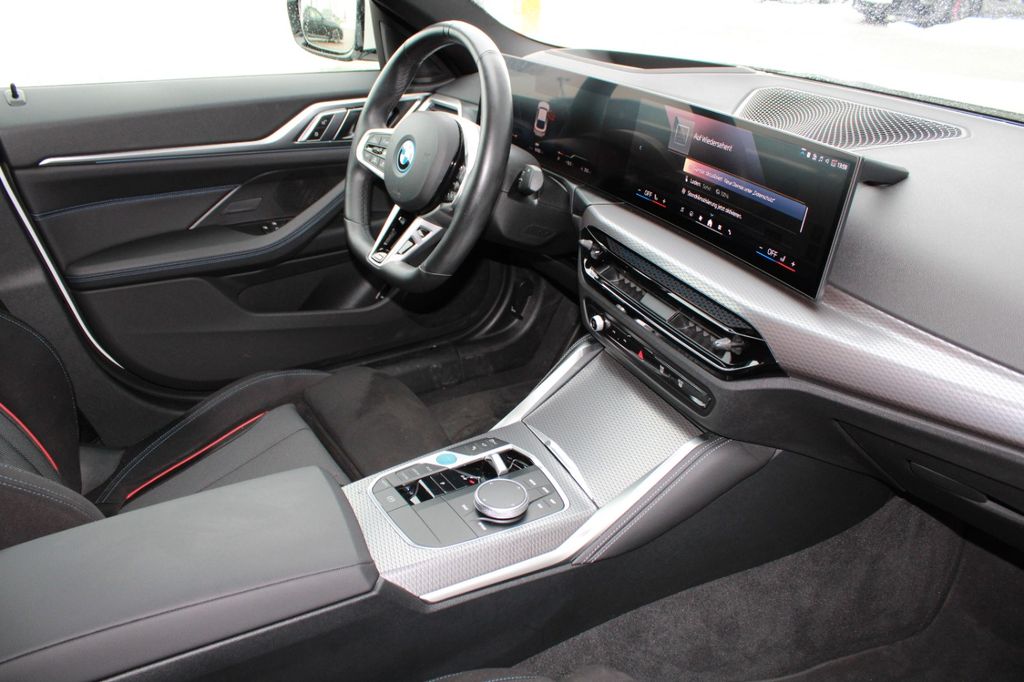 BMW i4 2024