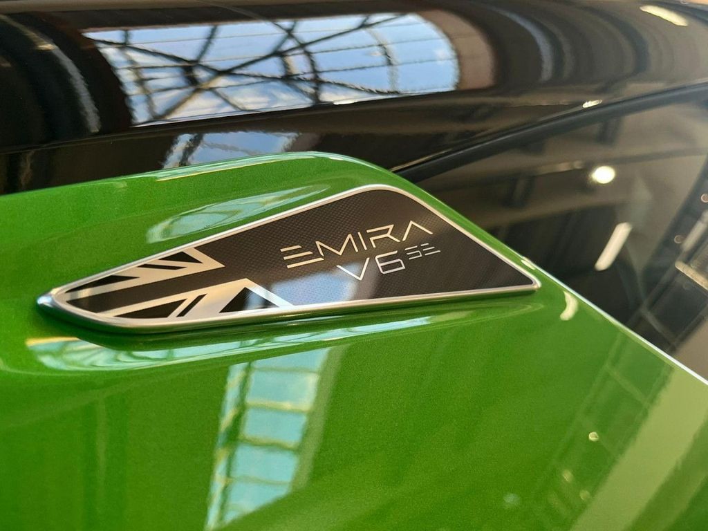 Lotus Emira